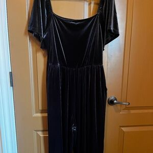Square Neck Grey-Black Velvet Jumpsuit with/ Pockets!